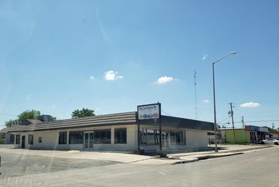/international/us/1000-veterans-blvd-del-rio-tx-110084527500/