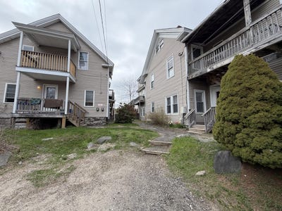 /international/us/15-17-pleasant-street-auburn-me-110107692974/