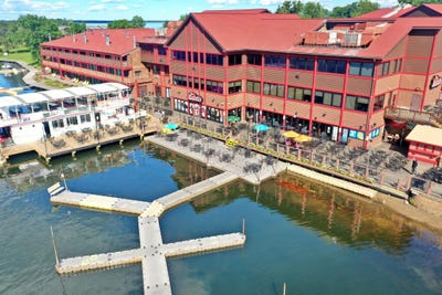 /international/us/9201-breezy-point-drive-breezy-point-mn-110109207983/