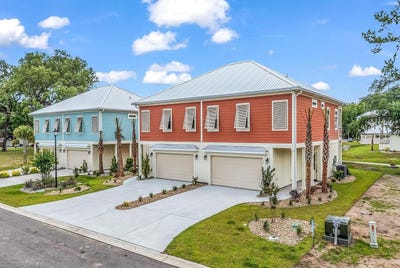 /international/us/77-hallandale-lane-murrells-inlet-sc-110106127932/
