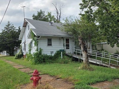 /international/us/1029-s-mckinley-street-harrisburg-il-110120512112/