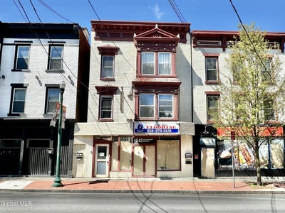 /international/us/342-congress-street-troy-ny-110105870988/