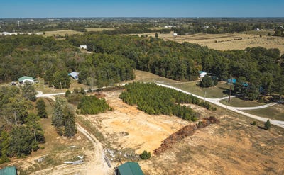 /international/us/highway-63-tract-2-licking-mo-110120509551/
