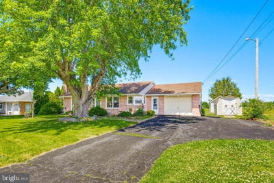 /international/us/36-glenwood-drive-ephrata-pa-110108491903/