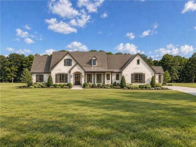/international/us/1080-hanson-farms-drive-auburn-al-110108345063/