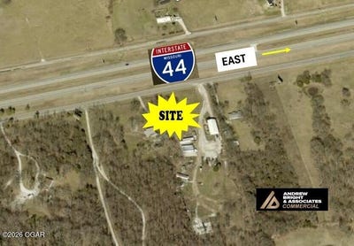 /international/us/13288-burr-oak-road-carthage-mo-110109477491/