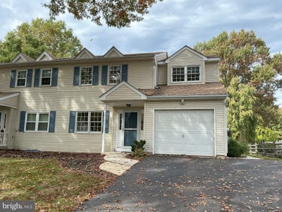 /international/us/4040-diane-way-doylestown-pa-110108999799/
