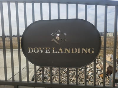 /international/us/0001-s-dove-place-goddard-ks-110108945533/