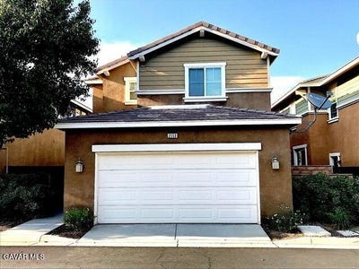/international/us/2553-sparkling-water-court-palmdale-ca-110105507881/