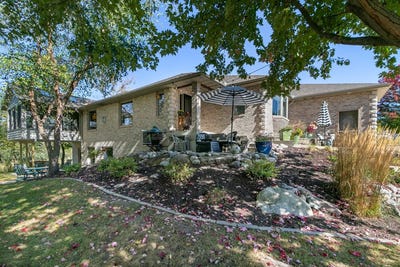 /international/us/1232-w-sherman-avenue-fort-atkinson-wi-110102980362/