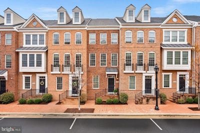 /international/us/274-high-rail-terrace-se-leesburg-va-110107076135/