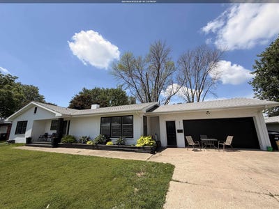 /international/us/211-n-6th-avenue-hartley-ia-110108569482/