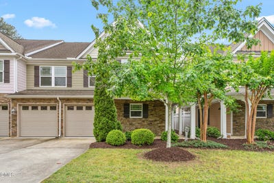/international/us/2505-bartlett-circle-hillsborough-nc-110108268701/