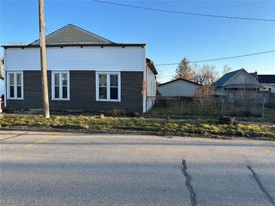 /international/us/113-113-1-2-vinton-street-palo-ia-110102441518/