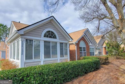 /international/us/4020-vineyards-lane-kennesaw-ga-110105999549/
