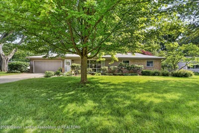 /international/us/2401-shawnee-trail-okemos-mi-110108804839/
