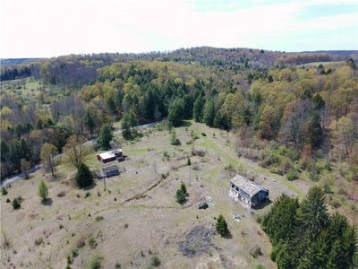 /international/us/10233-lamb-road-west-edmeston-ny-110107746629/