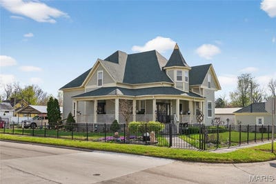 /international/us/303-dorothy-street-sikeston-mo-110107952590/
