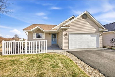 /international/us/605-hickory-drive-saint-joseph-mn-110107281362/