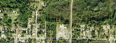/international/us/1304-nw-1st-street-carrabelle-fl-110108689881/