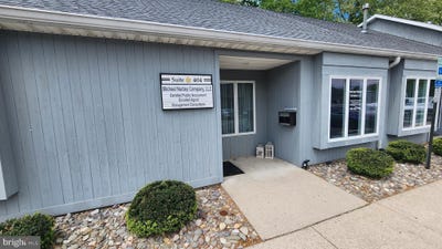 /international/us/901-route-168-woodbury-nj-110108383658/
