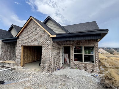 /international/us/834-ridgewood-drive-berea-ky-110100528366/