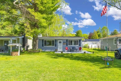 /international/us/6373-sunnyside-drive-deckerville-mi-110108266475/