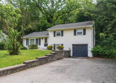 /international/us/35-windwood-drive-newburgh-ny-110108379819/