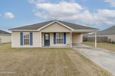 /international/us/1049-gary-drive-breaux-bridge-la-110106028470/
