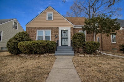 /international/us/212-e-142nd-place-dolton-il-110105632045/