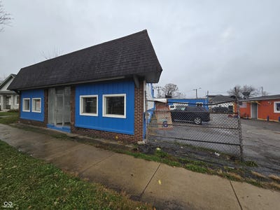 /international/us/1915-southeastern-avenue-indianapolis-in-110104814835/