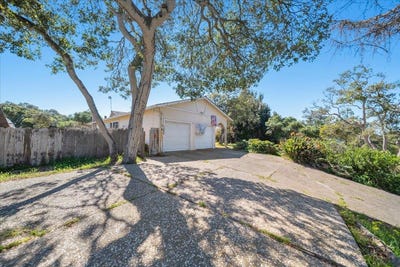 /international/us/15400-oak-hills-dr-salinas-ca-110107232203/