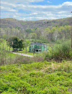/international/us/1094a-reedyville-road-spencer-wv-110107882533/
