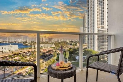 /international/us/18001-collins-ave-sunny-isles-beach-fl-110097586203/?lang=de