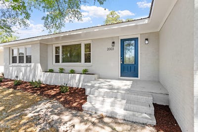 /international/us/2003-broadway-road-sanford-nc-110099718018/?lang=zh-tw