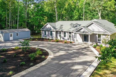 /international/us/878-forest-green-road-reedville-va-110102614279/