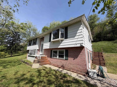 /international/us/298-tipple-road-salem-wv-110107805218/