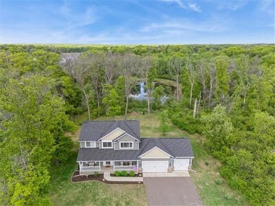 /international/us/13284-288th-avenue-nw-zimmerman-mn-110099980691/