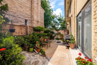 /international/us/2650-custer-parkway-richardson-tx-110108587723/