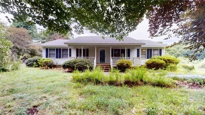 /international/us/3033-grassy-lane-monroe-nc-110108859909/