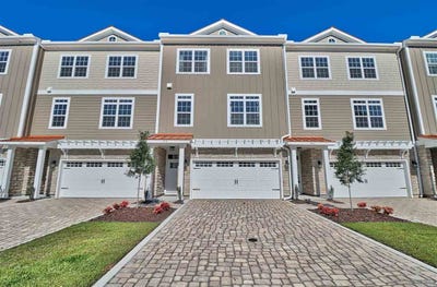 /international/us/11-mollusk-ct-murrells-inlet-sc-110107939535/