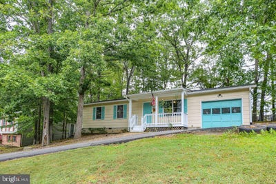 /international/us/6317-plantation-forest-drive-spotsylvania-va-110108393072/