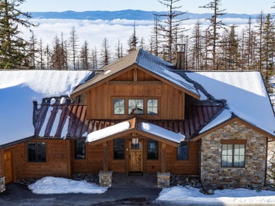 /international/us/317-elk-highlands-drive-whitefish-mt-110106845933/