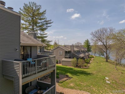 /international/us/124-geneva-cove-drive-innsbrook-mo-110107352553/