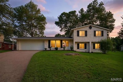 /international/us/3230-venus-lane-maryland-heights-mo-110101073194/