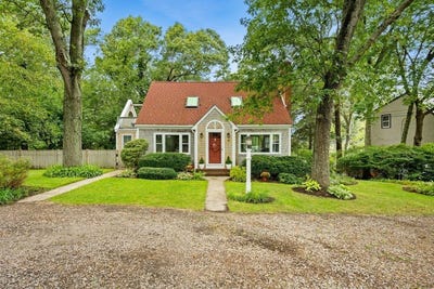 /international/us/74-arboretum-rd-plymouth-ma-110110378438/