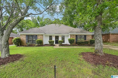 /international/us/5724-hitching-post-lane-montgomery-al-110108610071/
