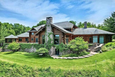 /international/us/19210-w-mamie-lk-watersmeet-mi-110100456781/