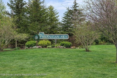 /international/us/101-daggertail-lane-okemos-mi-110104976393/