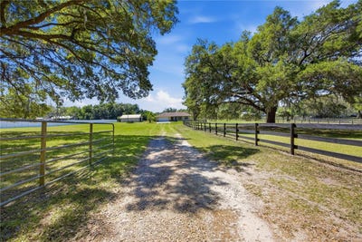/international/us/9690-nw-30th-avenue-ocala-fl-110107403854/